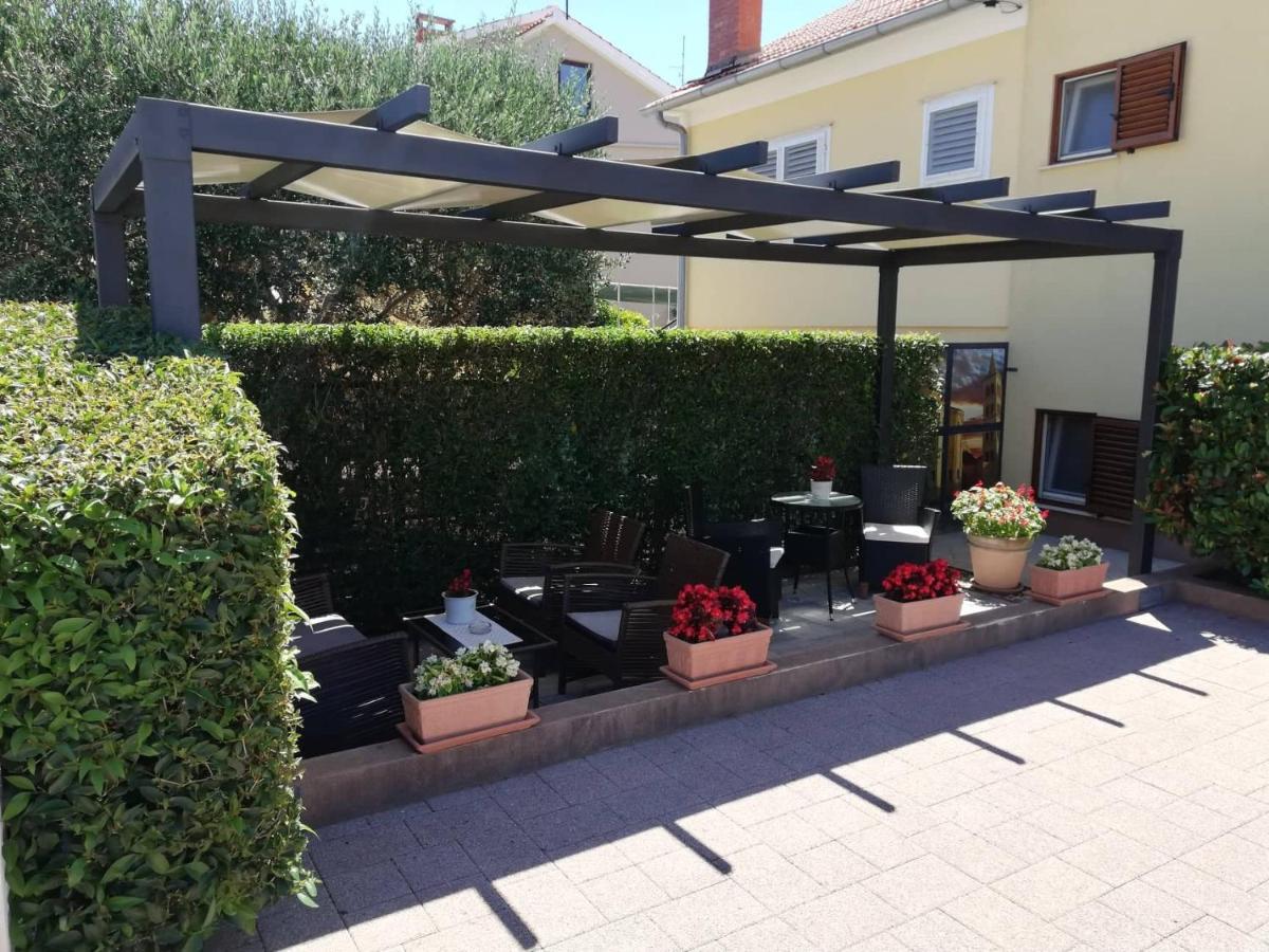 Apartments Ivana - Iva ซาดาร์ ภายนอก รูปภาพ