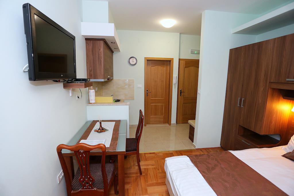 Apartments Ivana - Iva ซาดาร์ ภายนอก รูปภาพ