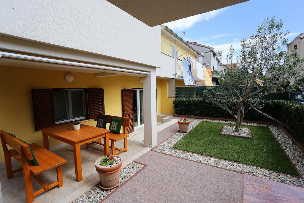 Apartments Ivana - Iva ซาดาร์ ภายนอก รูปภาพ