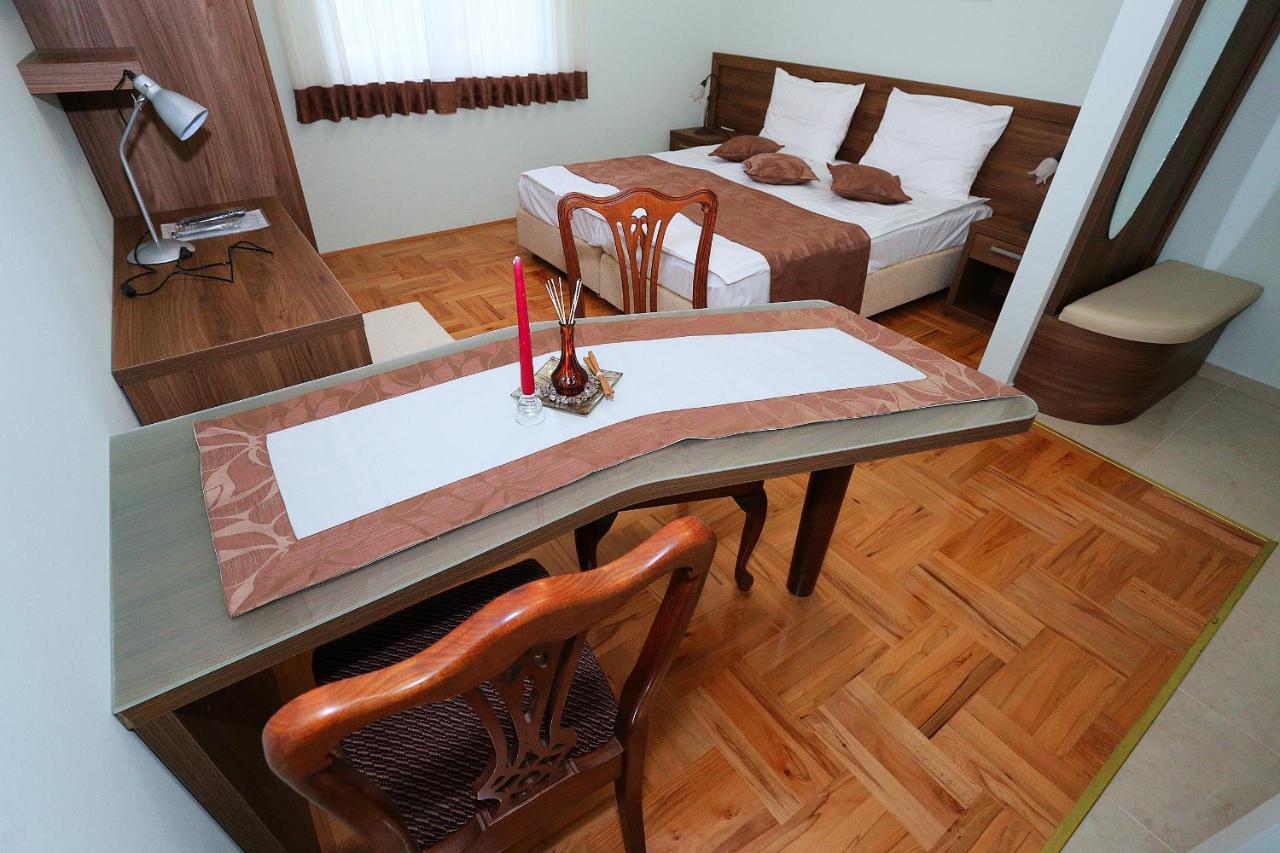 Apartments Ivana - Iva ซาดาร์ ภายนอก รูปภาพ