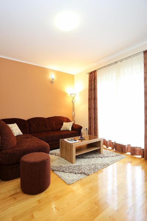 Apartments Ivana - Iva ซาดาร์ ภายนอก รูปภาพ