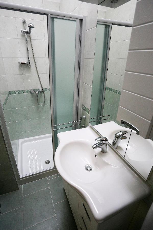 Apartments Ivana - Iva ซาดาร์ ภายนอก รูปภาพ